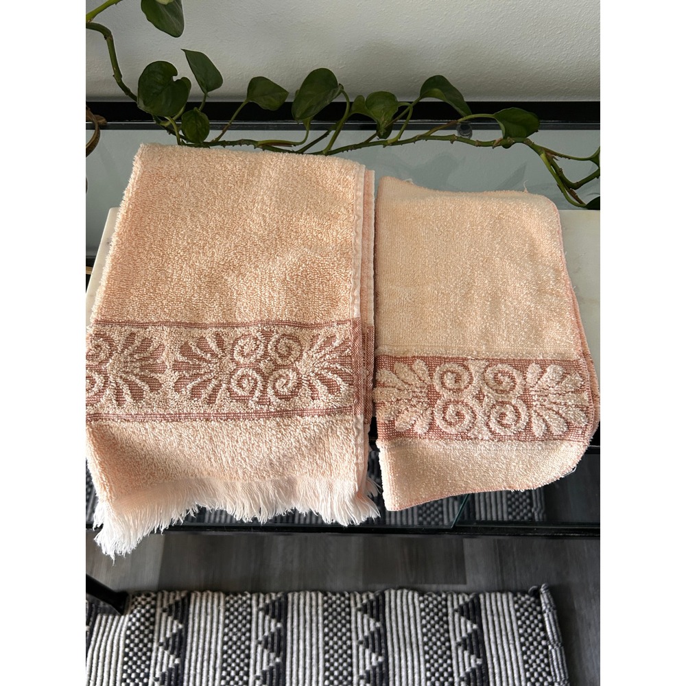 Vintage Cannon Peach/Coral Hand Towel Washcloth Set Floral Jacquard Fringe USA